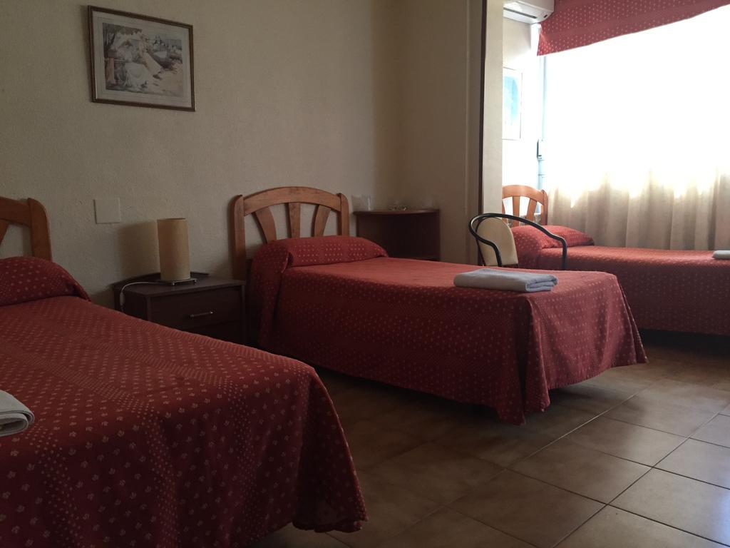 Hostal Jacinto Alcalá de Henares Exteriér fotografie