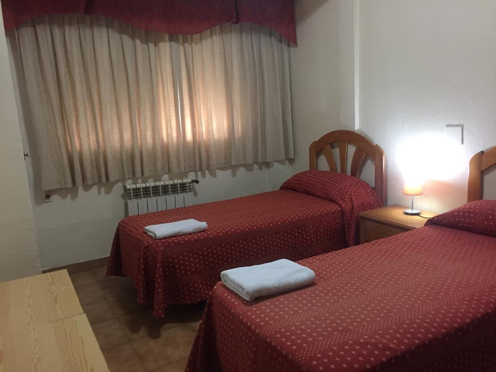 Hostal Jacinto Alcalá de Henares Exteriér fotografie